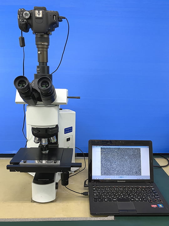 Photo of Metallurgical microscope
